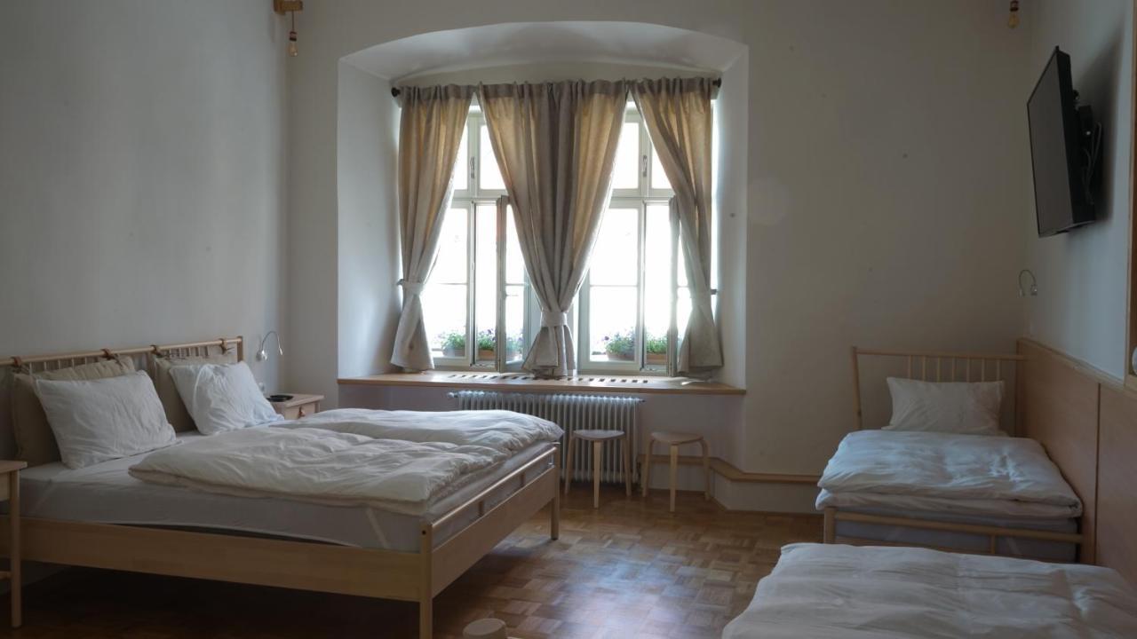 Appartement Sobe Prostija à Ptuj Extérieur photo
