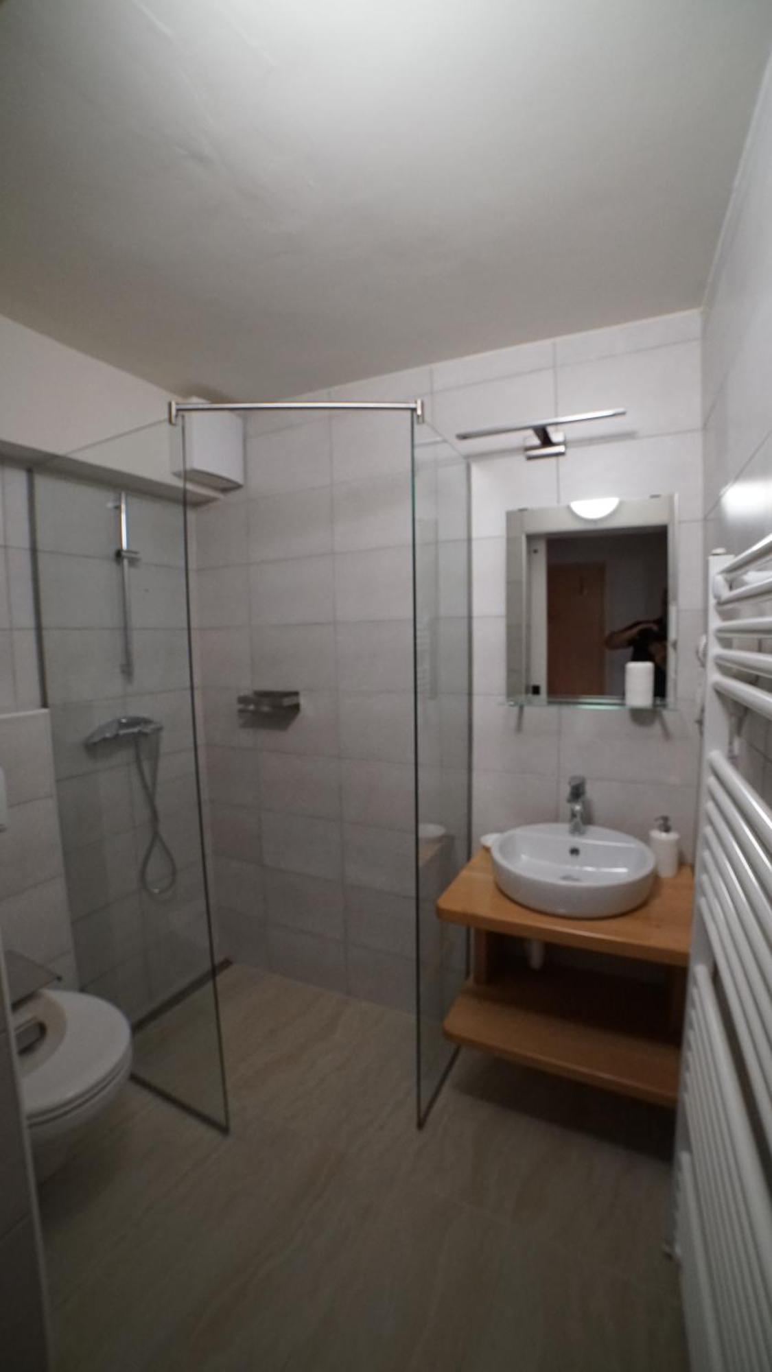 Appartement Sobe Prostija à Ptuj Extérieur photo